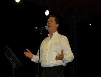 Ahmet Özhan Konseri Büyük İlgi Gördü