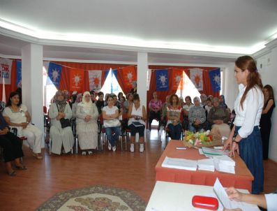 NEZIHE YOLDAN - Ak Parti Finike Kadın Kolları Kongresi Yapıldı
