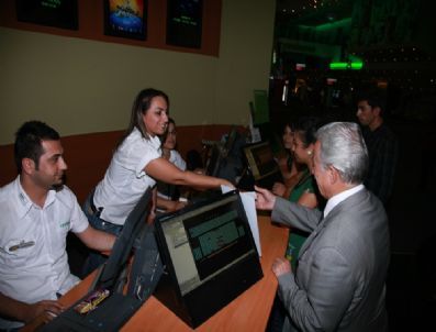 Aldırmaz’dan Adanalılara Teşekkür