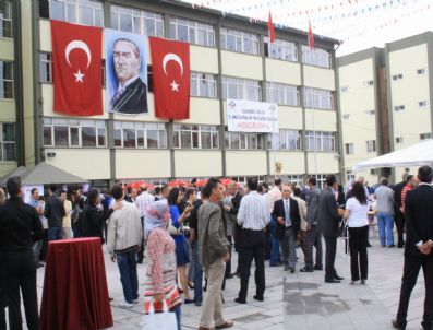 Sümer Lisesi Mezunları İkinci Kez Bir Araya Geldi