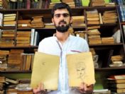 Zeki Müren'in karakalem çalışması bulundu