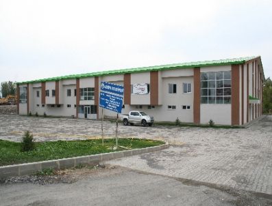 TURGAY ÜNSAL - Aziziye`de Kurumlararası İşbirliğiyle Spor Salonu Yapıldı