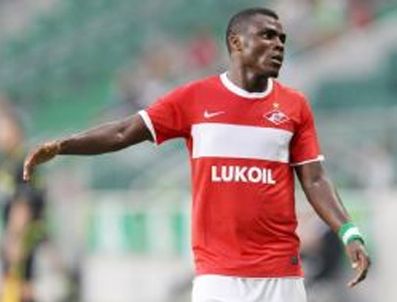 Emenike gollerine devam ediyor