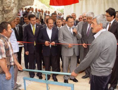 EYÜP FıRAT - Gövdeli`de 12 Kilometrelik Sulama Kanalı  Törenle Açıldı