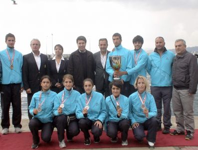 SINOP VALISI - Karadeniz Kürek Yarışları Sona Erdi