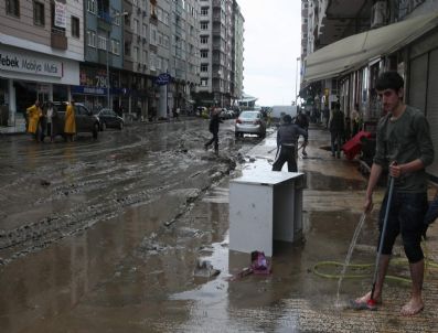 HALIL BAKıRCı - Rize`de Aşırı Yağmurun Ardından