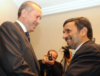 FERIDUN SINIRLIOĞLU - Tayyip Erdoğan, Ahmedinejad'la görüştü