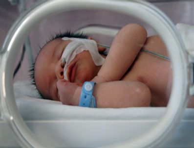 2 Günlük Bebek Başarılı Bir Operasyonla Sağlığına Kavuştu