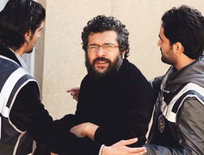 TAHA AKYOL - Mehmet Ali Birand'a üstü kapalı tehdit!