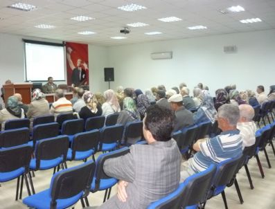 Çanakkale’de Hacı Adaylarına Seminer