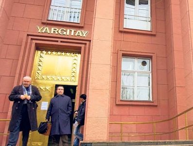 YARGıÇLAR VE SAVCıLAR BIRLIĞI - Yargıtay Hakimi Çelik istifa etti