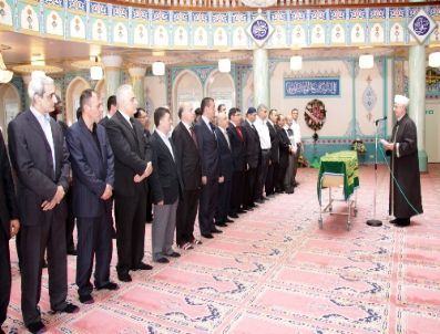 'dağcı, Türkleri Gördüğünde 'vatan Kokuyorsunuz' Derdi'