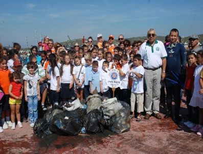 Denizler Çöplük Gibi