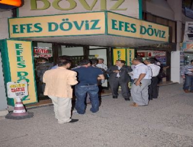 Döviz Bürosu Sahibini Öldüren Gaspçı Dolar Bozdurma Bahanesini Kullanmış (2)