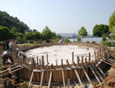 NERIMAN POSBıYıK - Ereğli’de Müzikli Süs Havuzu Çalışmaları Sürüyor