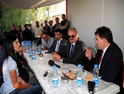 NURULLAH KAYA - Gürpınar Hızla Gelişiyor