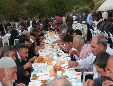 Hizan'da Barış Yemeği