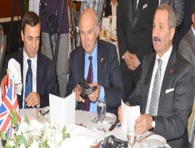 RıZANUR MERAL - İngiltere, Türk Kobi’lerini Bekliyor