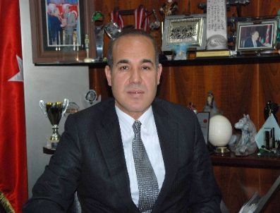 YILMAZ GÜNEY - Yılmaz Güney’in Adana`da Bir Bulvara İsminin Verilmesine Tepki