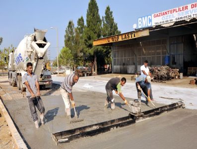 Aliağa Sanayi Sitesi Esnafı Yola Kavuşuyor