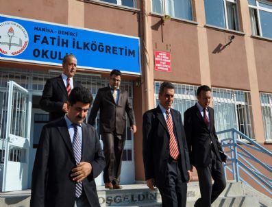 Demirci Kaymakamı Yalçın Sezgin Okulları Denetledi