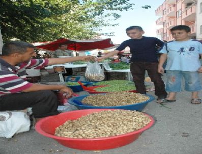 Her Gün 400 Kilo Yerfıstığı Satıyor