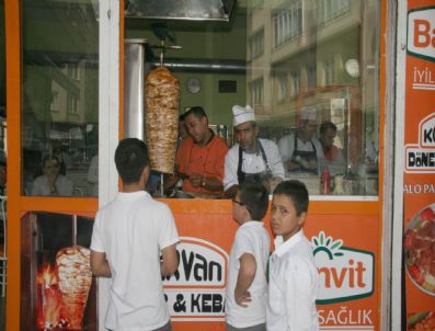 Öğrencilerin Tercihi Tavuk Döner