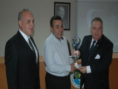 Turgutlu Tso'dan Orka’ya Plaket