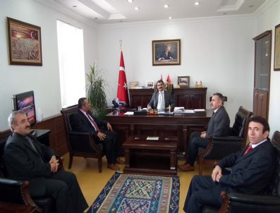AYHAN YAZGAN - Türk Büro-sen`den Alaca Kaymakamı Yazgan`a Ziyaret