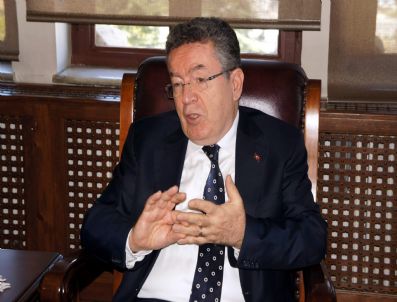 Yök Başkanı`ndan Haberlere Tepki