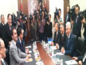 Anayasa İçin Görüşme Trafiği Başladı