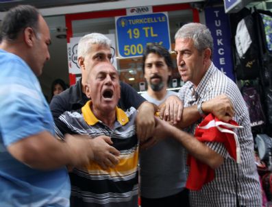 BDP eyleminde Türk bayraklı protesto