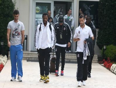 CENGIZ ZÜLFIKAROĞLU - Beşiktaş, İngiltere`ye Guti İspanya`ya Gitti