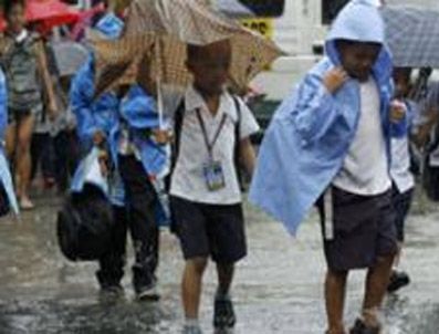 Nesat tayfunu Filipinler'i vurdu