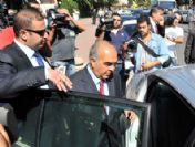 Tutuklu Koramiral Cora'nın acı günü