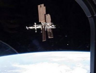 Uydu Güney Pasifik'e düşmüş