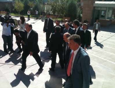 ATILA EMEK - Ak Parti Heyeti, Chp Genel Merkezi`ne Geldi