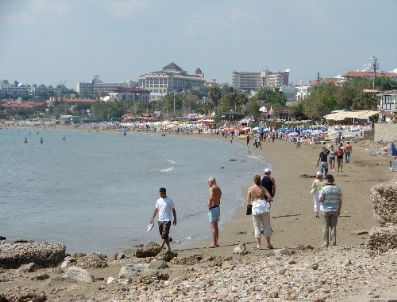Barut: Sürdürülebilir Turizm İçin Sağlık, Kongre ve Golf Turizmine Yönelmeliyiz
