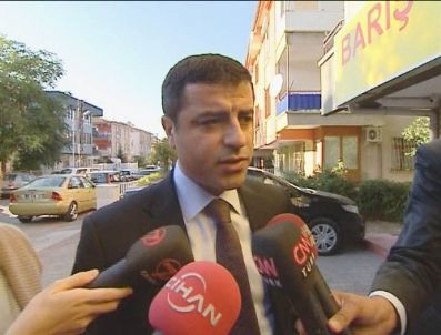 Bdp`li Demirtaş: Kaçırılan Öğretmenler Konusunda Yapacak Bir Şey Yok