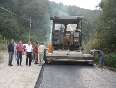 Beşikdüzü Osb Yolu Yeniden Asfaltlanıyor