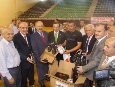 RECEP YAZıCıOĞLU - Denizli’de Amatör Spor Kulüplerine Malzeme Yardımı Yapıldı