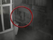 Hırsız güvenlik kamerasında