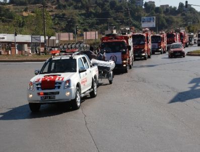 İtfaiyeciler Önce Tatbikat, Sonra Şehir Turu Yaptı