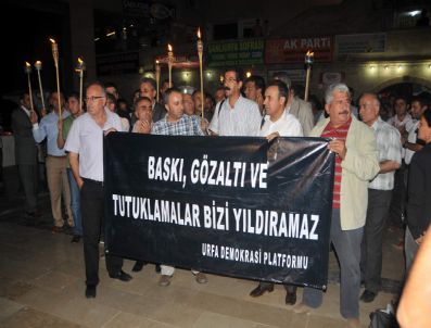 Kesk Üyelerinden Meşaleli Zılgıtlı Eylem