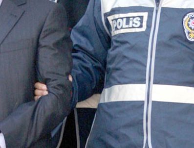 Maltepe Belediyesi'ne operasyon