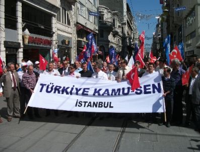 KAMU ÇALıŞANLARı SENDIKALARı KONFEDERASYONU - Meslektaşlarından Öğretmenlerin Kaçırılmasına Tepki