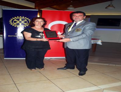 Salihli Rotary Kulübü, Eğitim Destekçilerini Ödüllendirdi