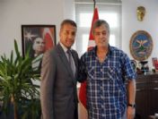 Sanatçı Cengiz Kurtoğlu Memleketi Artvin`de