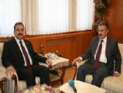 Sayıştay Başkanı Akyel`den Okul Arkadaşı Ayyıldız`a Ziyaret