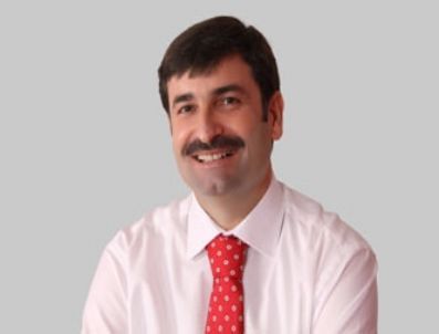 Ak Parti Sakarya Milletvekilleri Haftasonları Sıra İle Parti Binasında Vatandaşların Sorunlarını Dinliyor